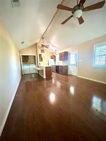 $1,350 | 335 East Donna Drive, Unit A, Wylie, TX 75098
