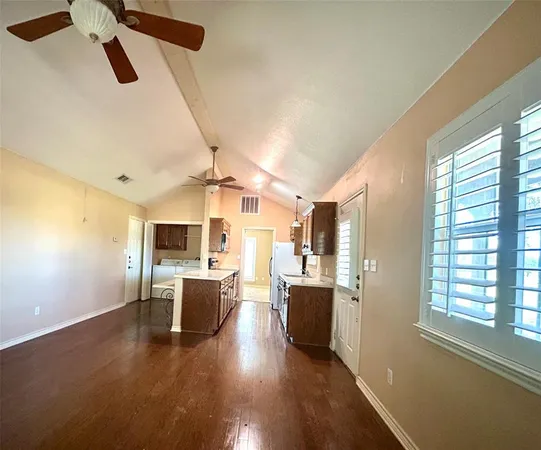 $1,350 | 335 East Donna Drive, Unit A, Wylie, TX 75098