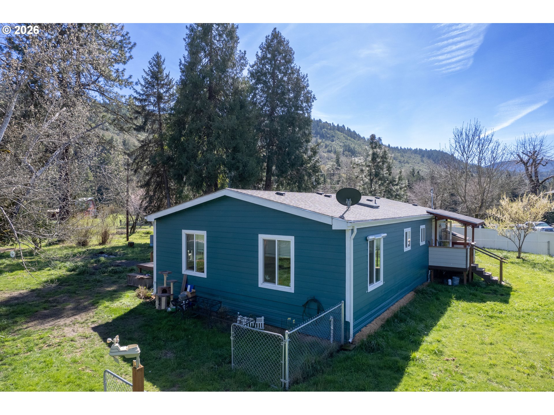 238 Ball Lane Riddle, OR 97469 - Photo 21 of 33