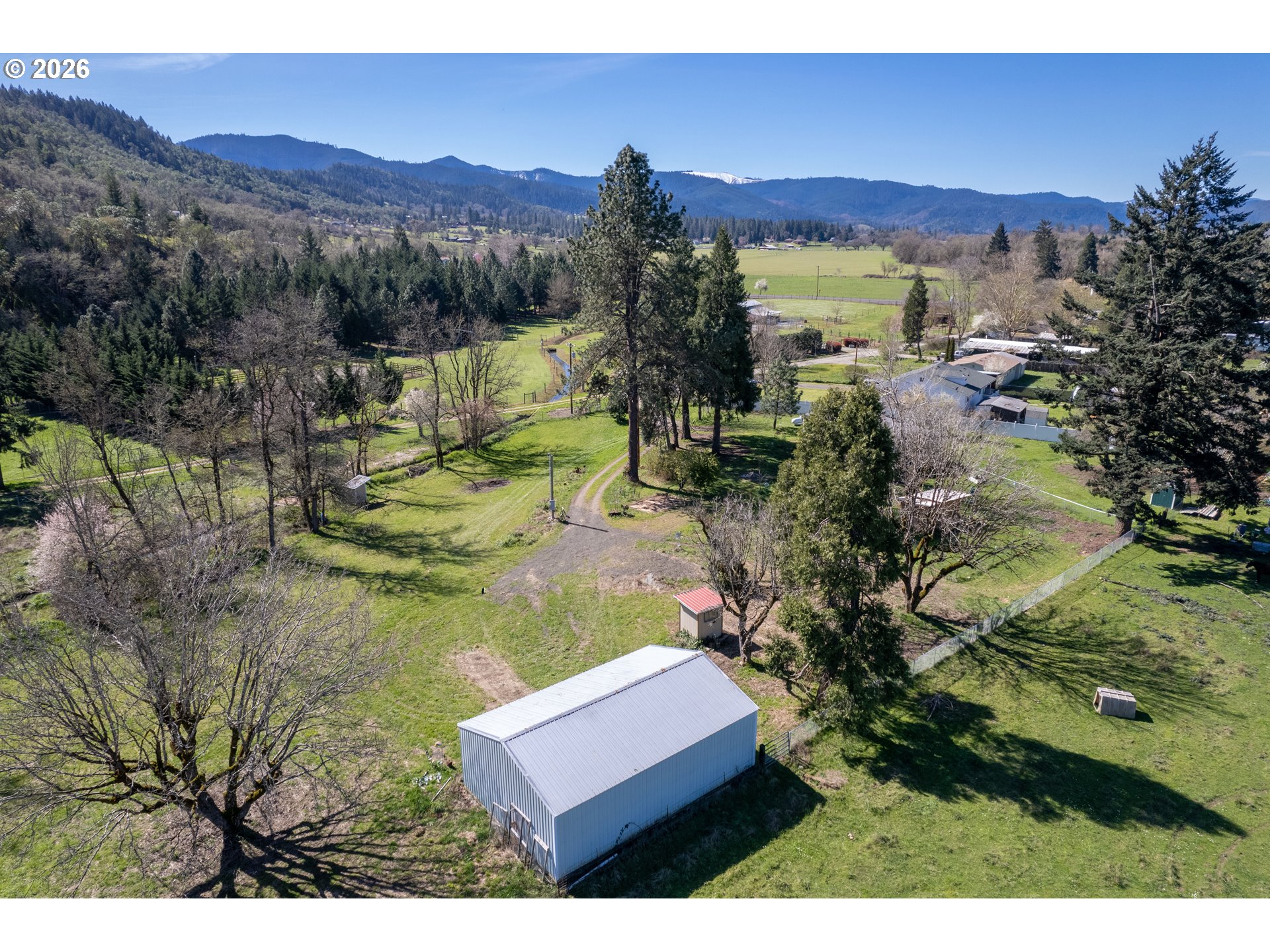 238 Ball Lane Riddle, OR 97469 - Photo 25 of 33