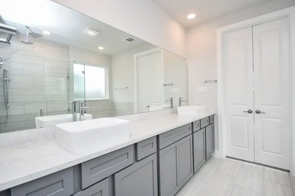 $3,800 | 9242 Dearborn Knoll Drive, Cypress, TX 77433