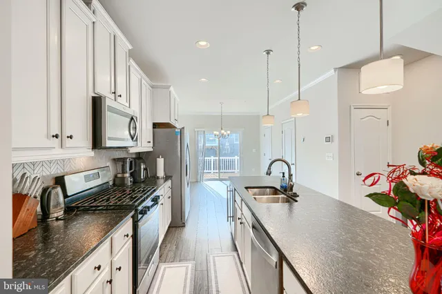 $3,300 | 2718 Lanham Hill Circle, Upper Marlboro, MD 20774