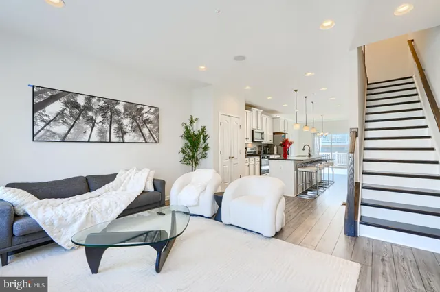 $3,300 | 2718 Lanham Hill Circle, Upper Marlboro, MD 20774