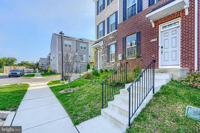 $3,300 | 2718 Lanham Hill Circle, Upper Marlboro, MD 20774