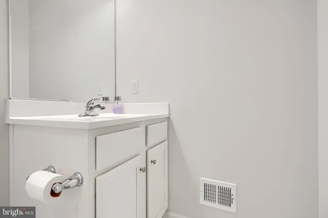 $3,300 | 2718 Lanham Hill Circle, Upper Marlboro, MD 20774