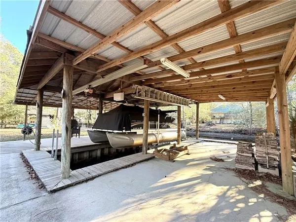 $499,900 | 26534 Lucille Drive, Lacombe, LA 70445