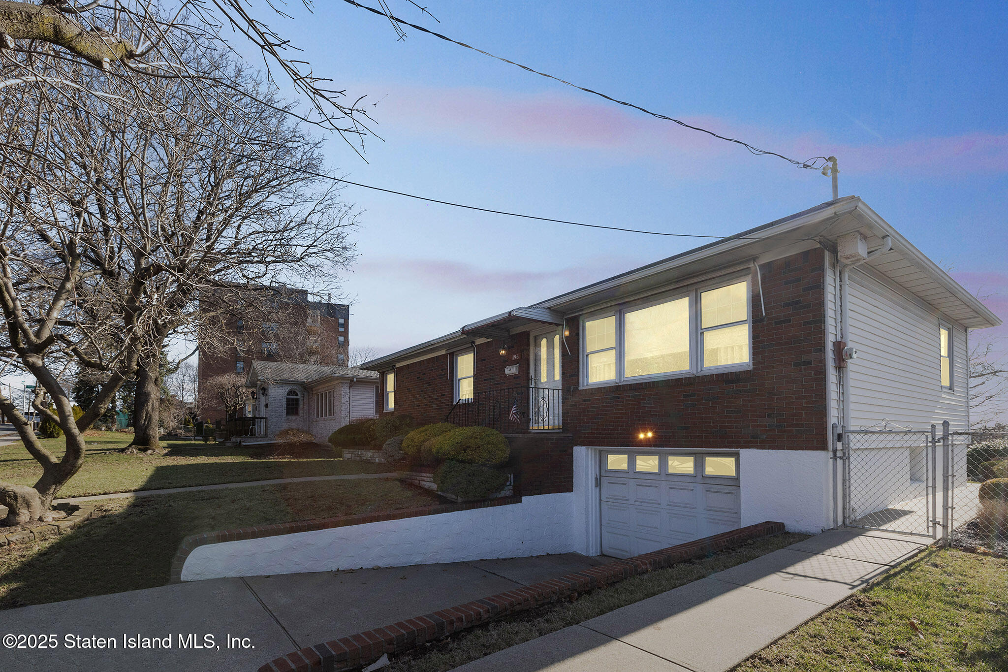 1196 Richmond Road Staten Island, NY 10304 - Photo 2 of 25 1196_Richmond_Rd_Staten_Island_NY_10304_