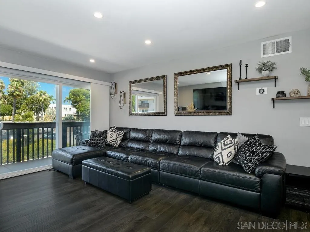 6171 Rancho Mission Road, Unit 113 San Diego, CA 92108 - Photo 7 of 30