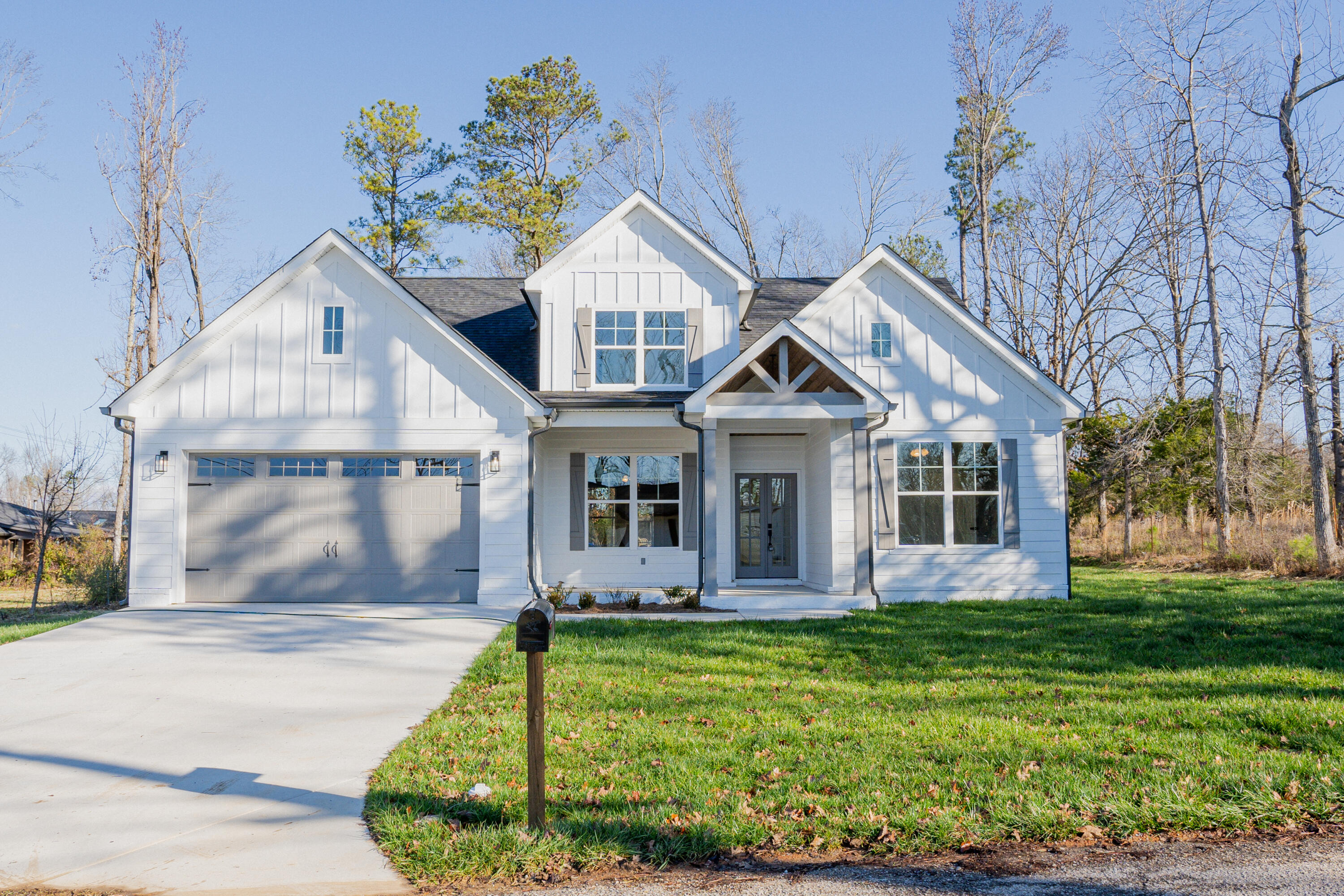 8107 Graham Road Chattanooga, TN 37421 - Photo 1 of 31 realestate-35
