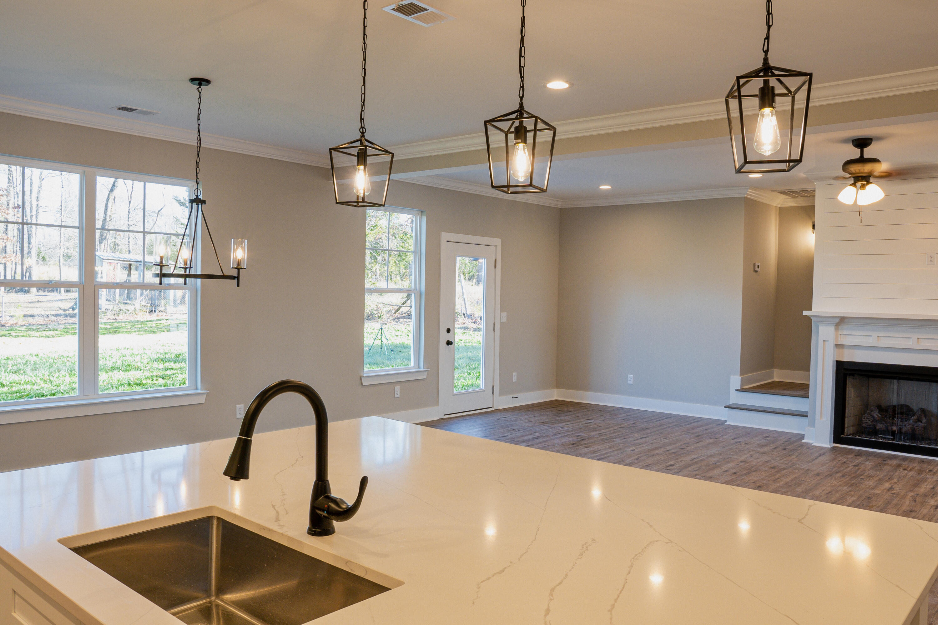 8107 Graham Road Chattanooga, TN 37421 - Photo 11 of 31 realestate-6