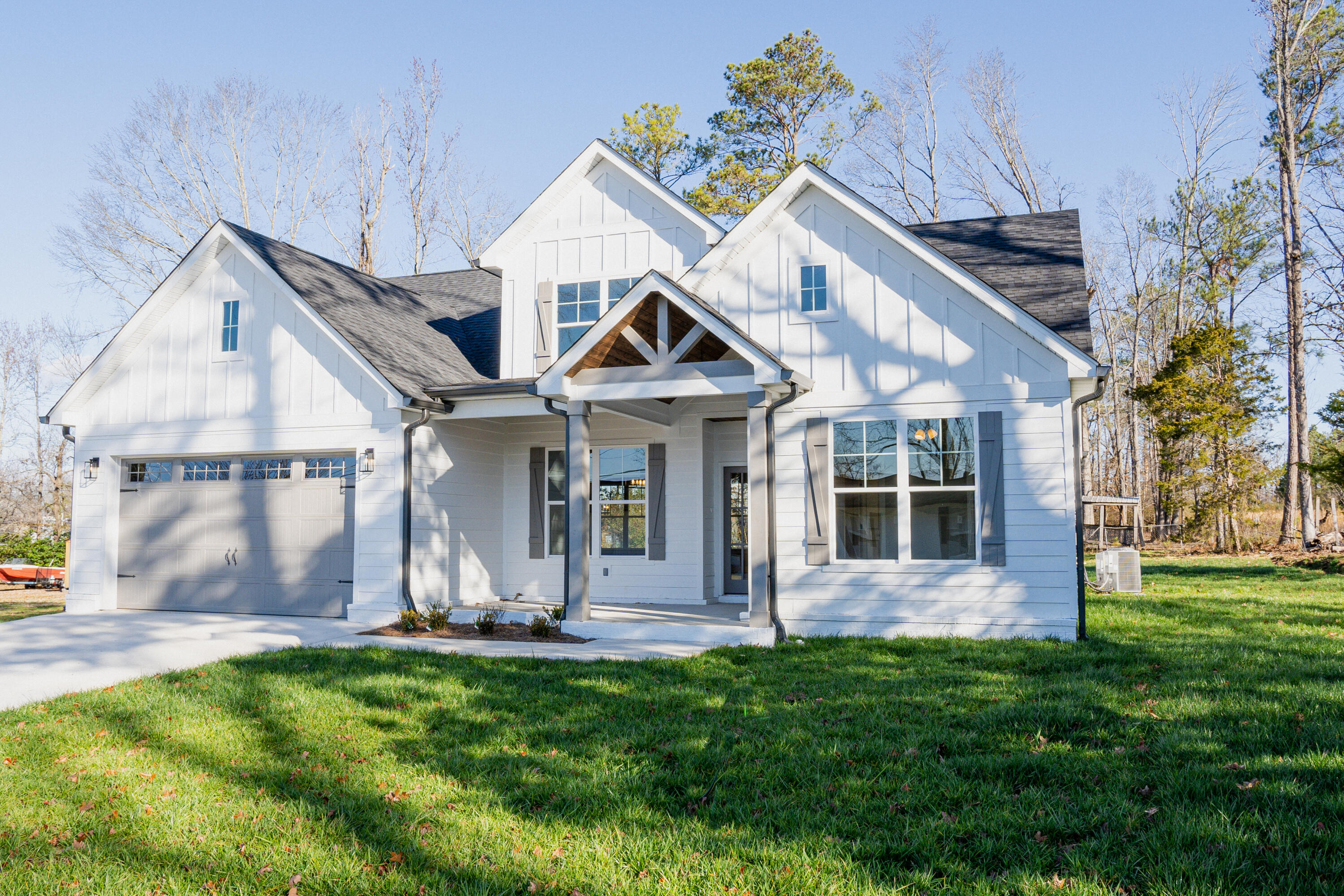 8107 Graham Road Chattanooga, TN 37421 - Photo 2 of 31 realestate-34