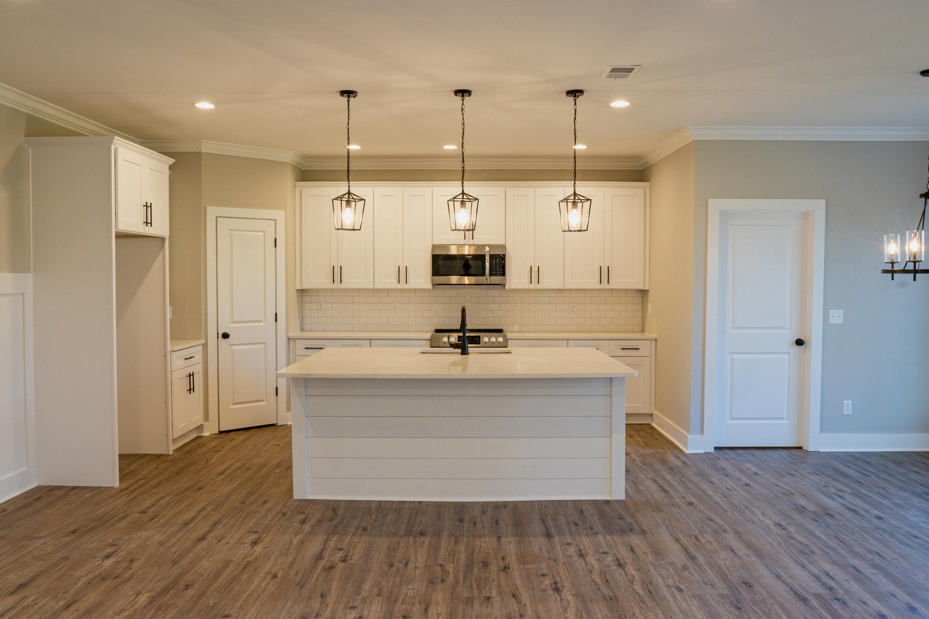 8107 Graham Road Chattanooga, TN 37421 - Photo 9 of 31 realestate-2