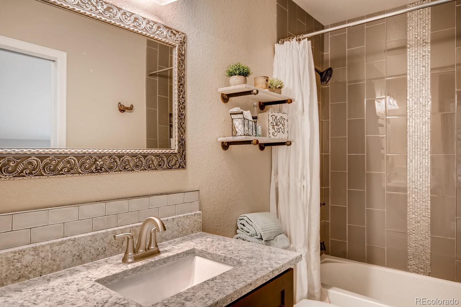 6774 Amherst Court Highlands Ranch, CO 80130 - Photo 6 of 11 Gallery Image 6