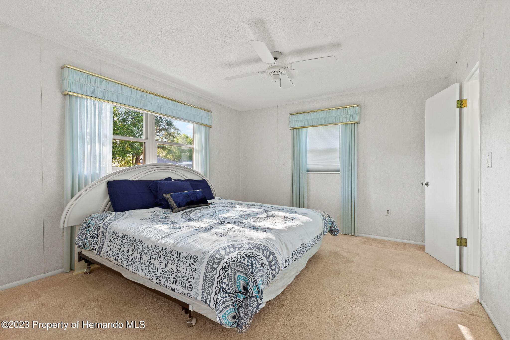 129 Candlewick Avenue Spring Hill, FL 34608 - Photo 12 of 28 16 master bedroom 129 candlewick