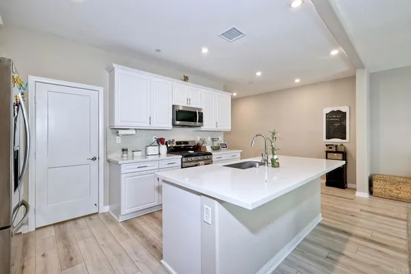 $850,000 | 1715 Crabapple Way, Oceanside, CA 92056