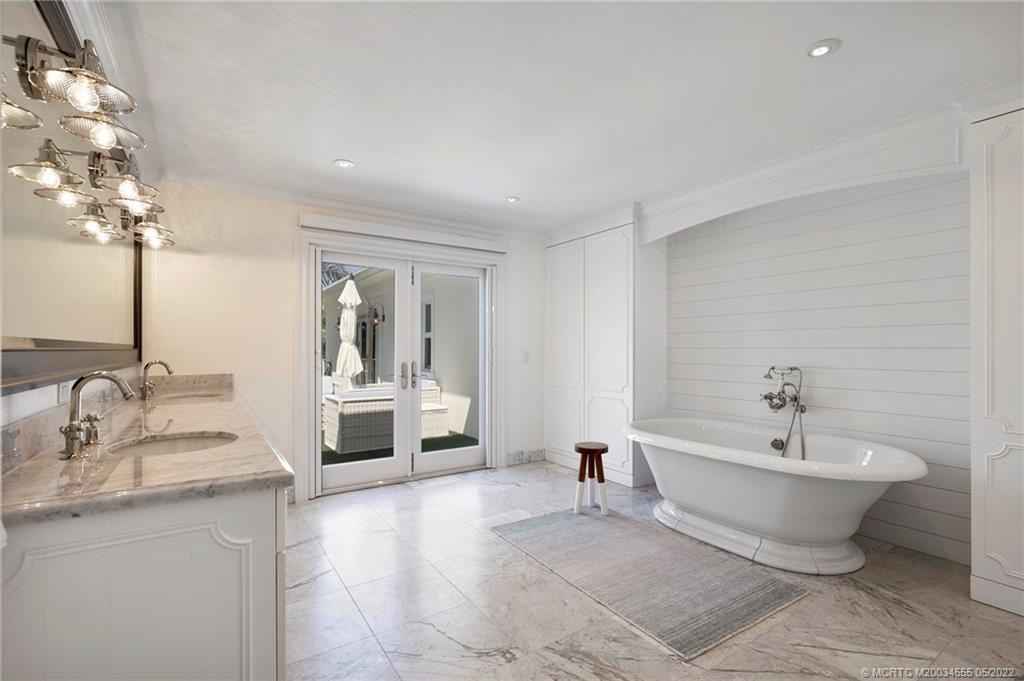 80 North Beach Road Hobe Sound, FL 33455 - Photo 41 of 88 Main Suite Bath