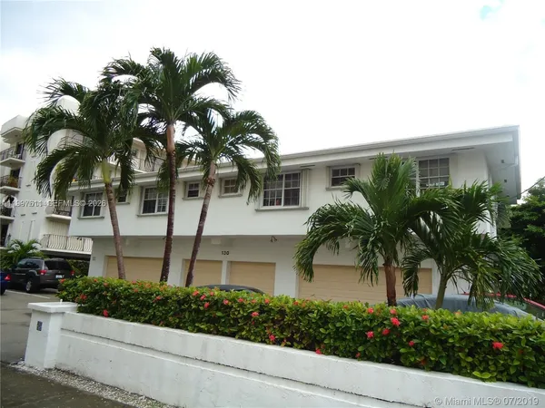 $1,750 | Golden Isles, Hallandale Beach, FL 33009