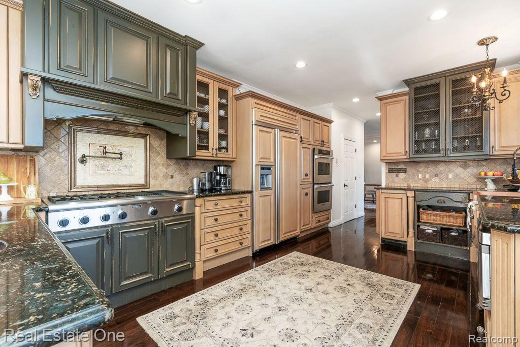 2173 Bonnie Brae Street Rochester Hills, MI 48309 - Photo 10 of 29