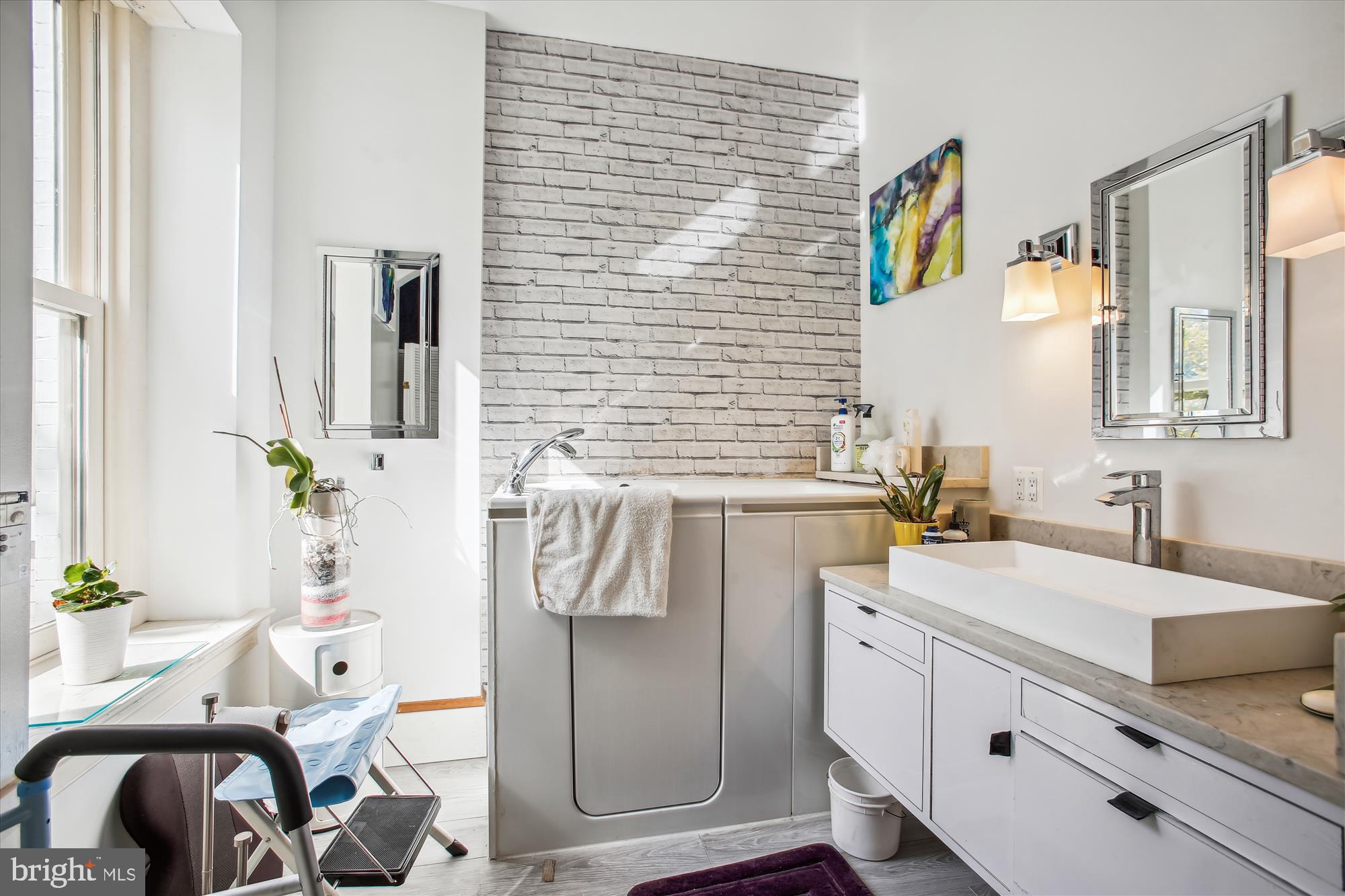 634 E Street Northeast Washington, DC 20002 - Photo 26 of 70 Bath