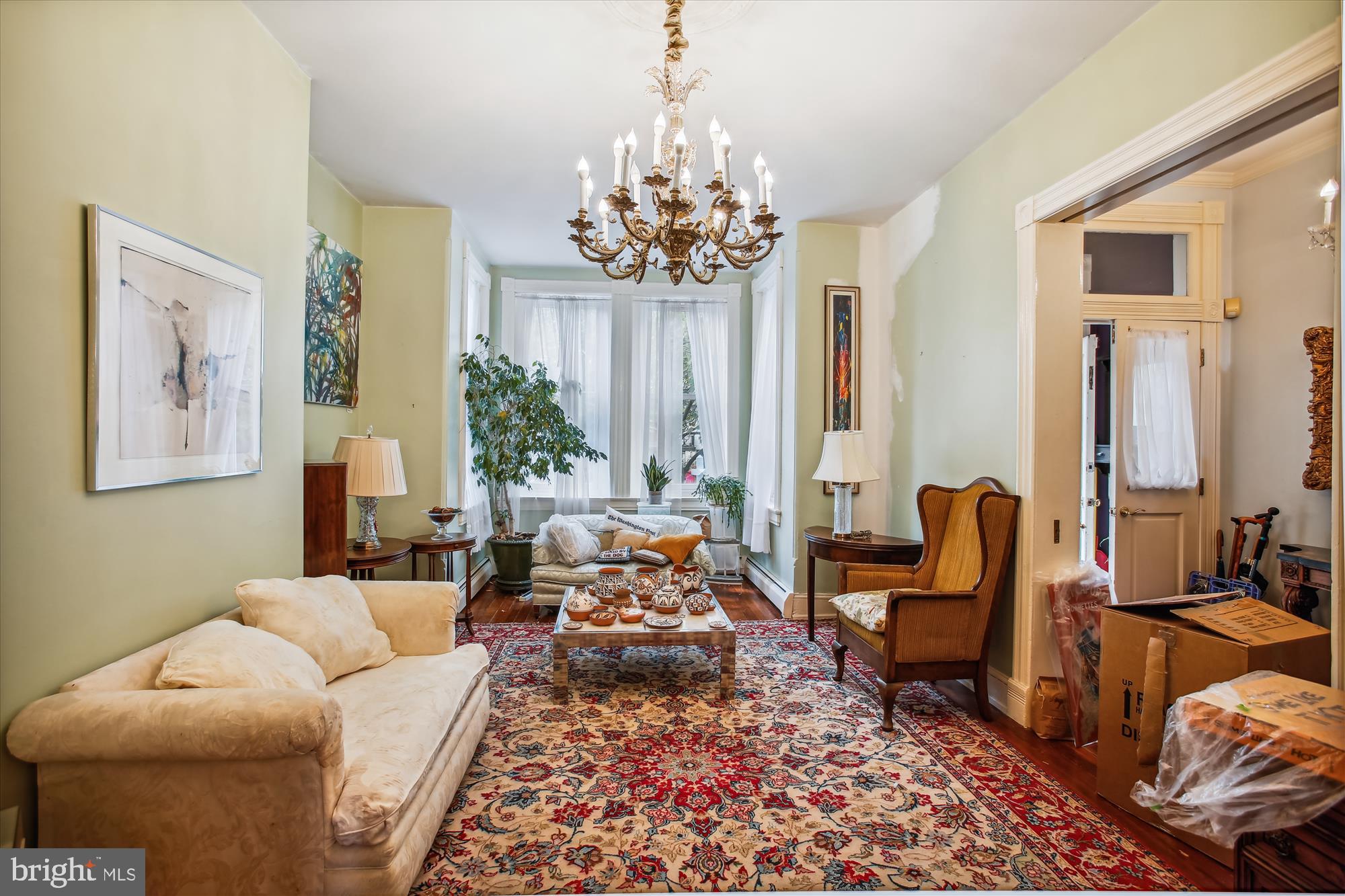 634 E Street Northeast Washington, DC 20002 - Photo 4 of 70 Living Room