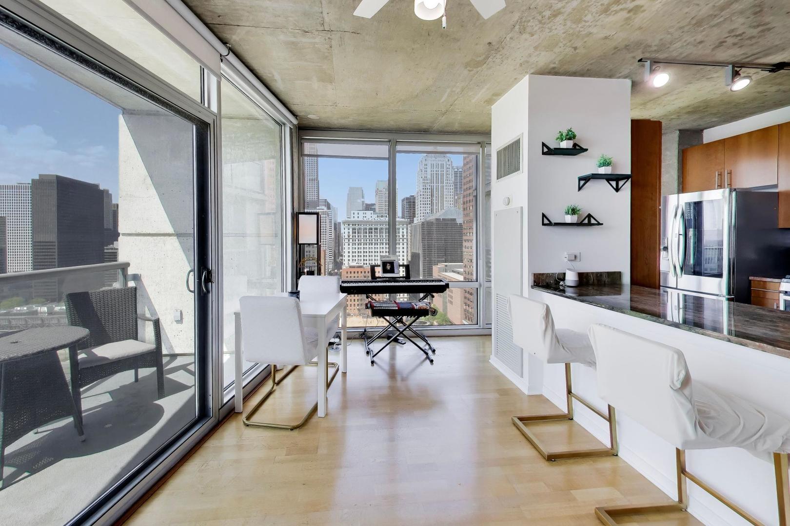 611 South Wells Street, Unit 2204 Chicago, IL 60607 - Photo 10 of 33