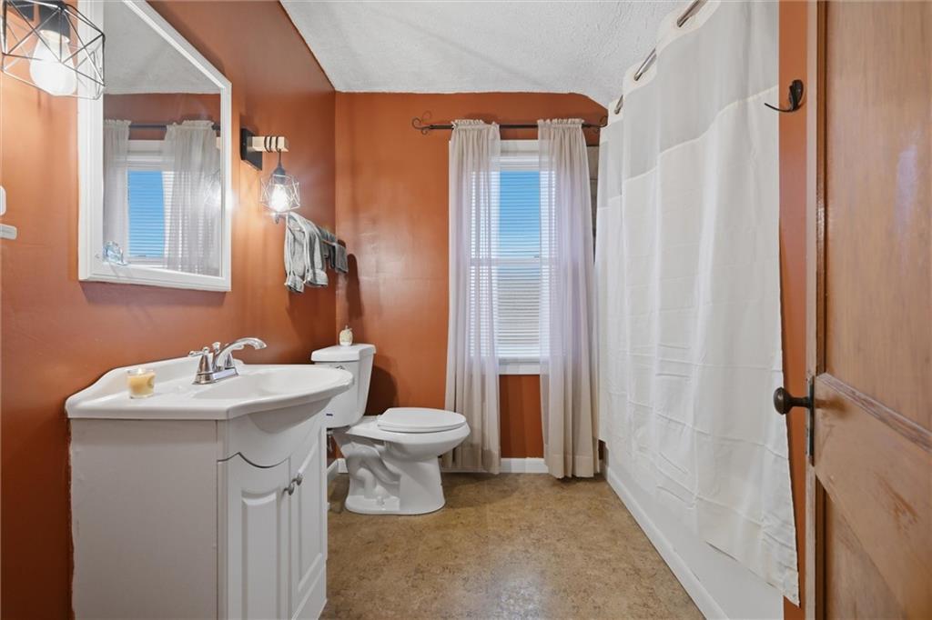 64 Florida Avenue Apollo, PA 15613 - Photo 17 of 46