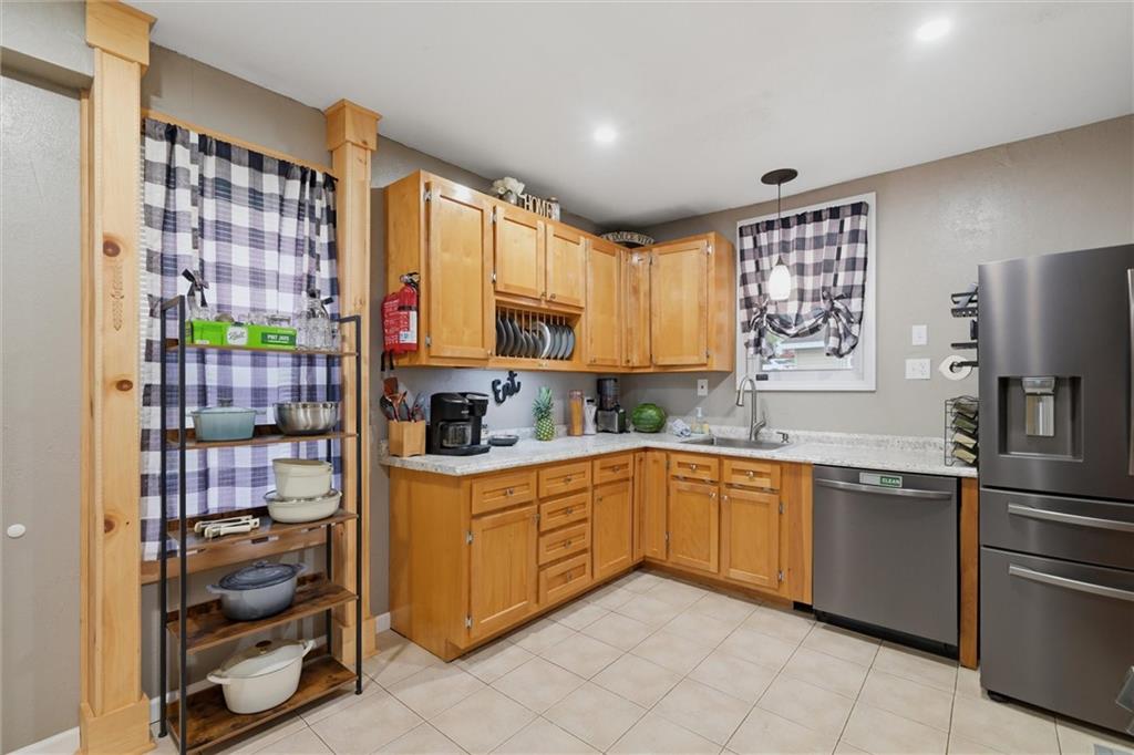 64 Florida Avenue Apollo, PA 15613 - Photo 10 of 46