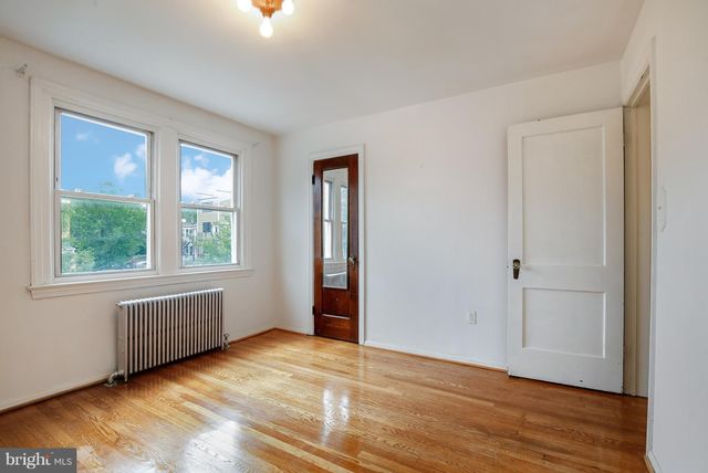 $600,000 | 559 25th Place Northeast, Washington, DC 20002