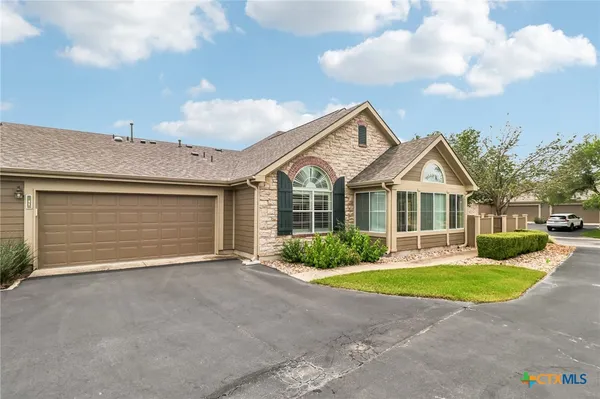 $295,000 | 30 Wildwood Drive, Unit 41, Georgetown, TX 78633