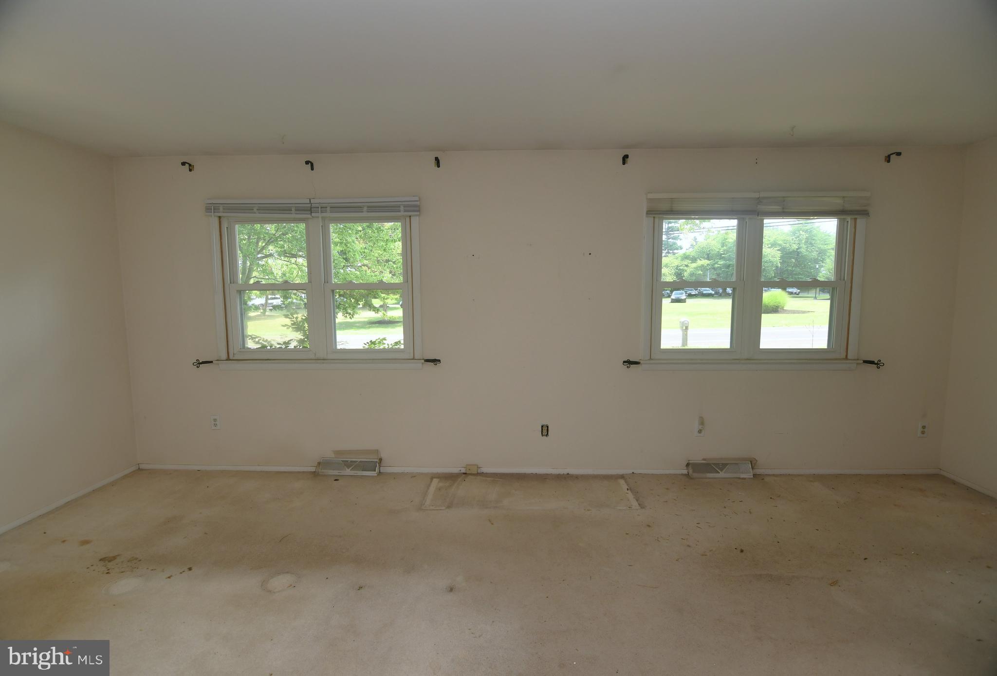 942 Mearns Road Warminster, PA 18974 - Photo 12 of 18