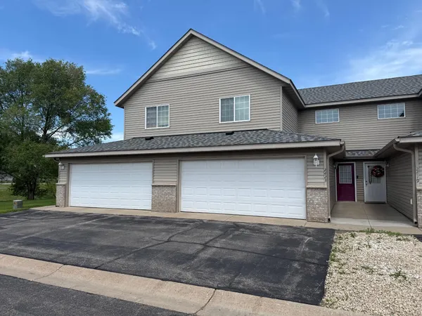 $219,900 | 2423 41st Avenue South, St. Cloud, MN 56301