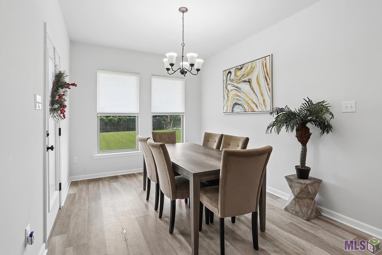 711 Sehdeva Memorial Drive Baton Rouge, LA 70820 - Photo 9 of 22 Dining RM