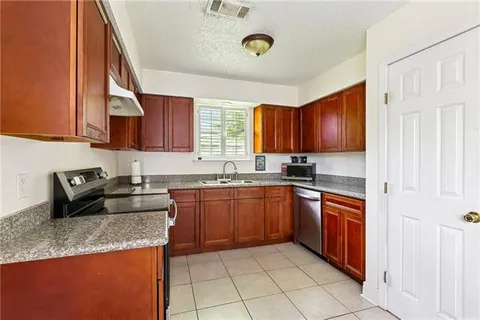 $194,900 | 8005 Lehigh Street, New Orleans, LA 70127