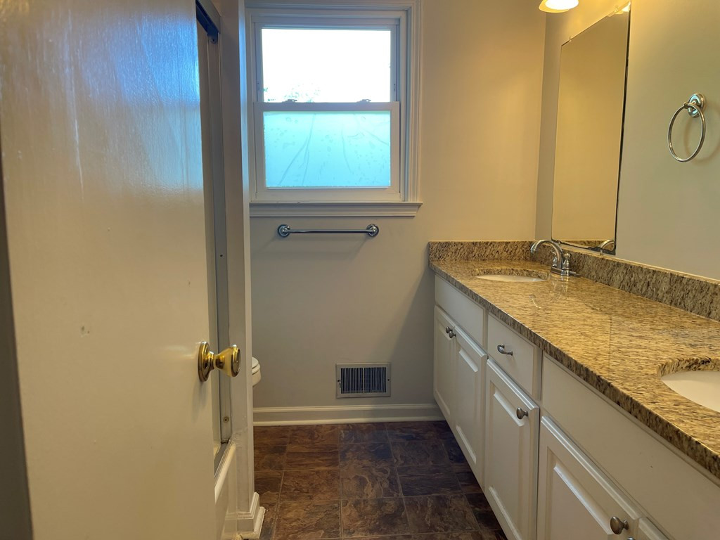 2345 Crossfield Road Sumter, SC 29154 - Photo 10 of 23 Gallery Image 10