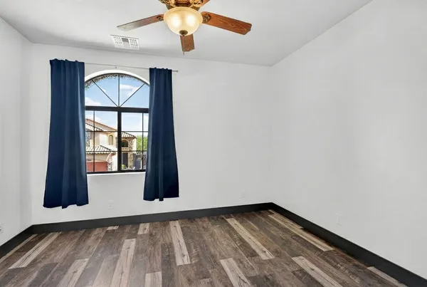 $5,000 | 6932 East Pearl Street, Mesa, AZ 85207