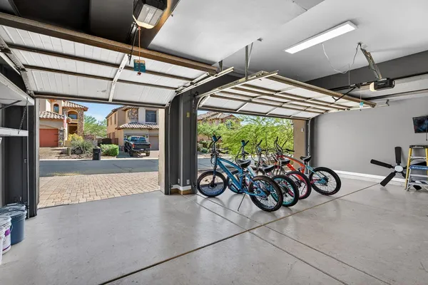 $5,000 | 6932 East Pearl Street, Mesa, AZ 85207