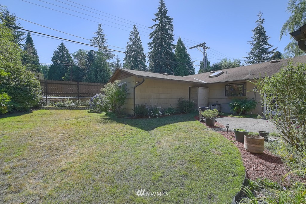 4020 Northeast 21st Street Renton, WA 98056 - Photo 21 of 23