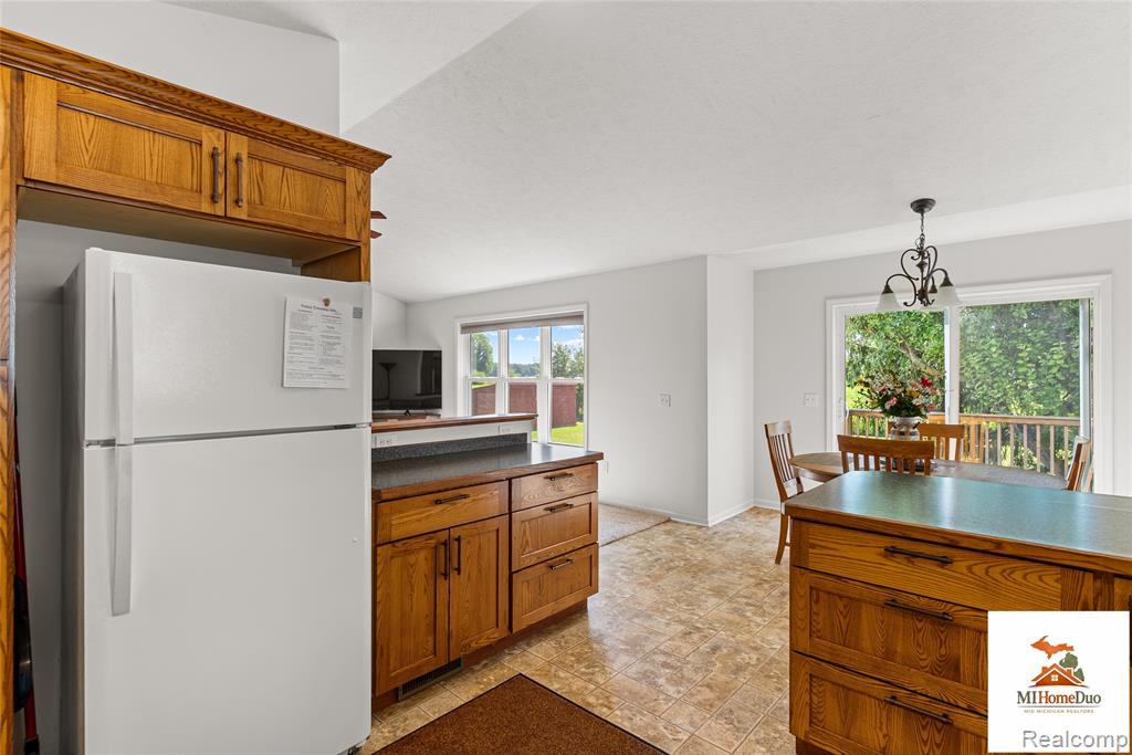 8110 Middleton Road Corunna, MI 48817 - Photo 16 of 47