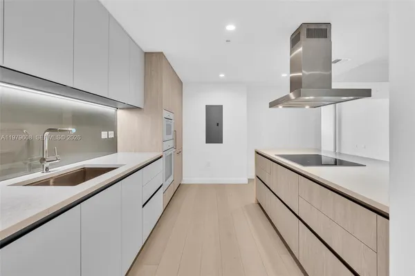 a close view of sink and tap