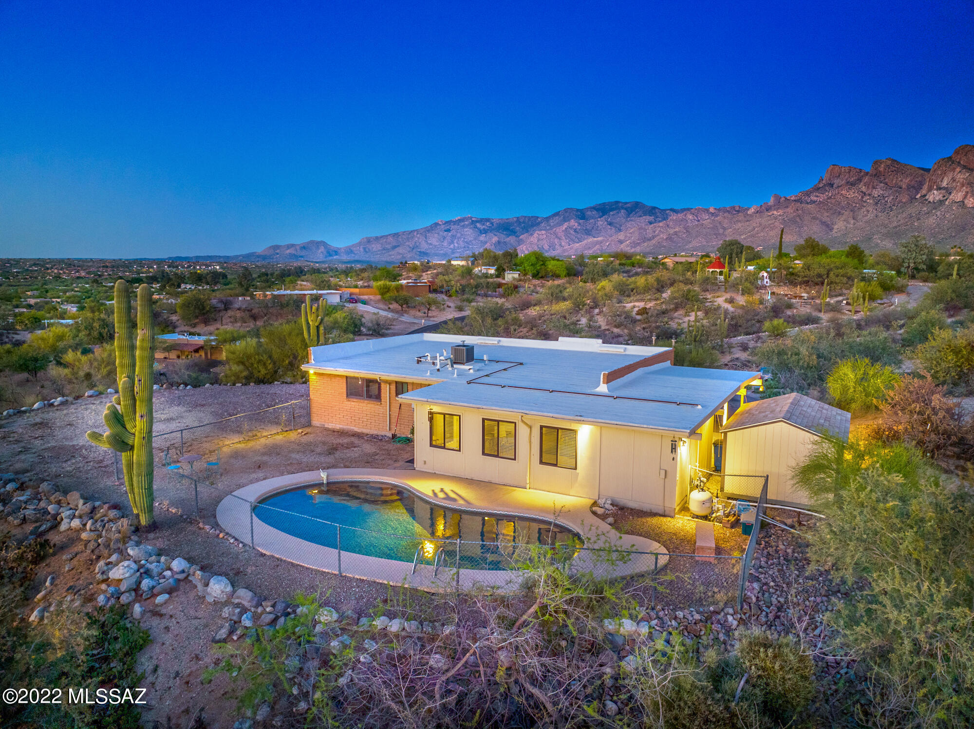 9451 North Rancho Verde Drive Tucson, AZ 85704 - Photo 5 of 30