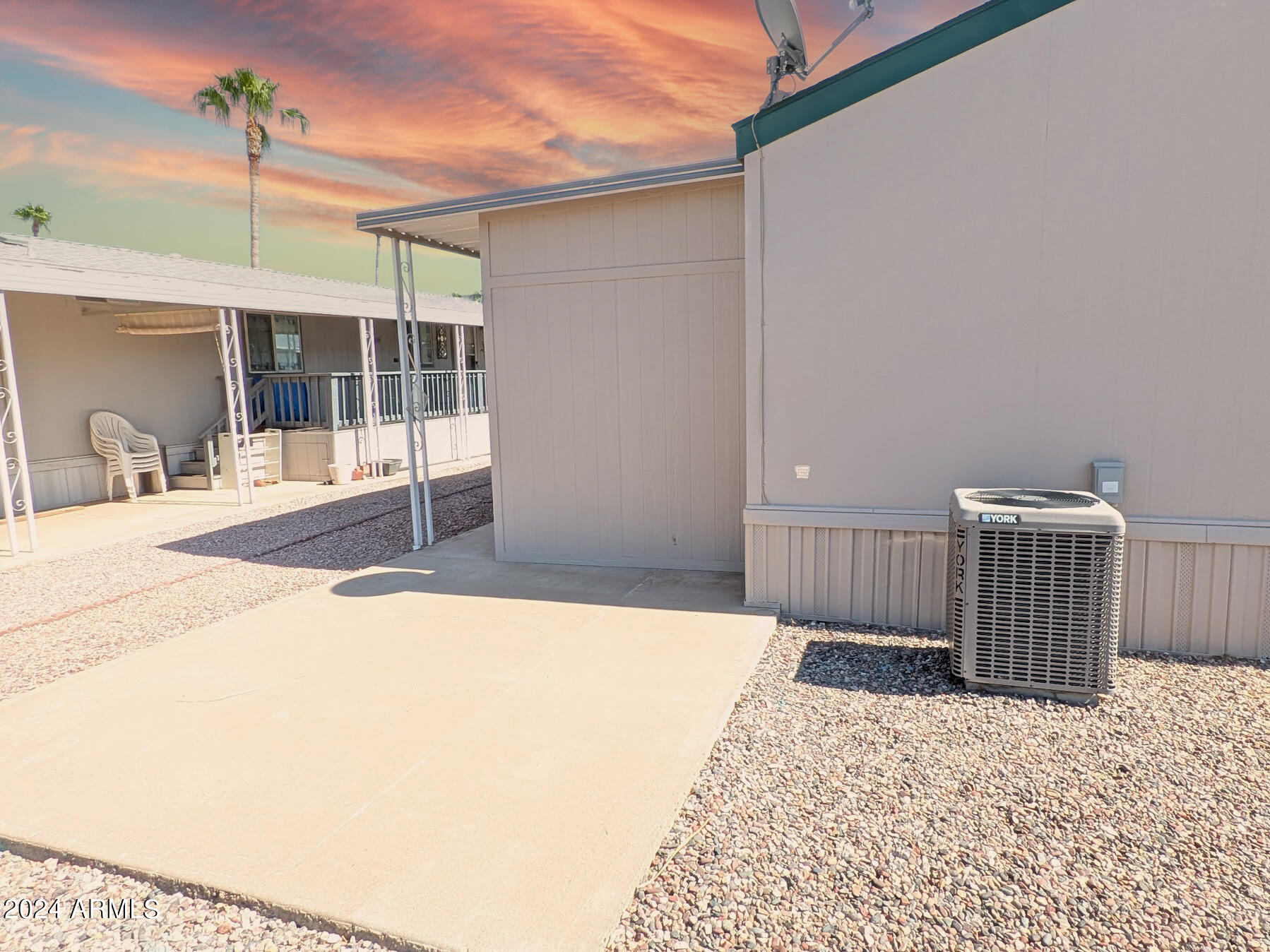 301 South Signal Butte Road, Unit 510 Apache Junction, AZ 85120 - Photo 6 of 28 Rearside patio 2