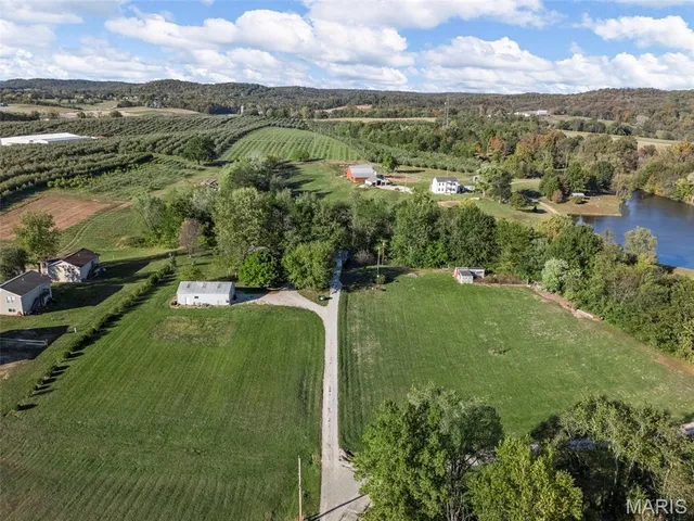 $575,000 | 209 North Two Street, Marthasville, MO 63357