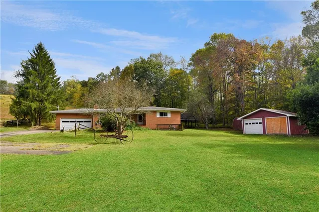 a house view with a outdoor space