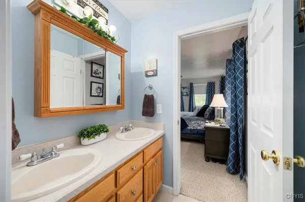 $449,900 | 104 Pinehurst Lane, Augusta, NY 13425