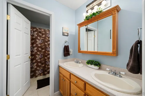 $449,900 | 104 Pinehurst Lane, Augusta, NY 13425