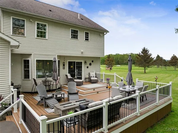 $449,900 | 104 Pinehurst Lane, Augusta, NY 13425