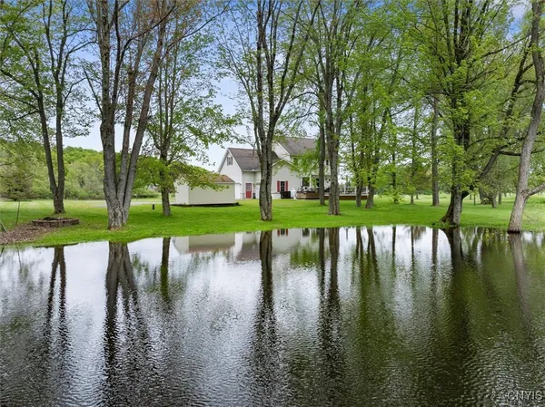 $449,900 | 104 Pinehurst Lane, Augusta, NY 13425