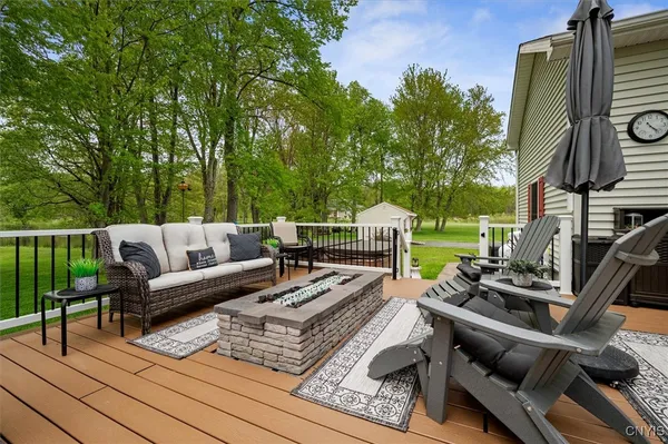 $449,900 | 104 Pinehurst Lane, Augusta, NY 13425