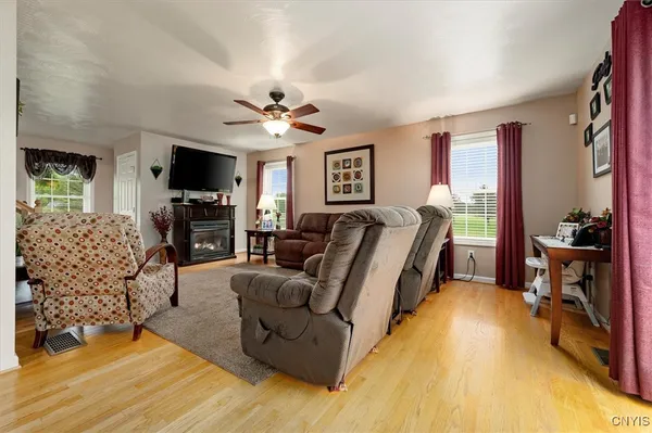 $449,900 | 104 Pinehurst Lane, Augusta, NY 13425