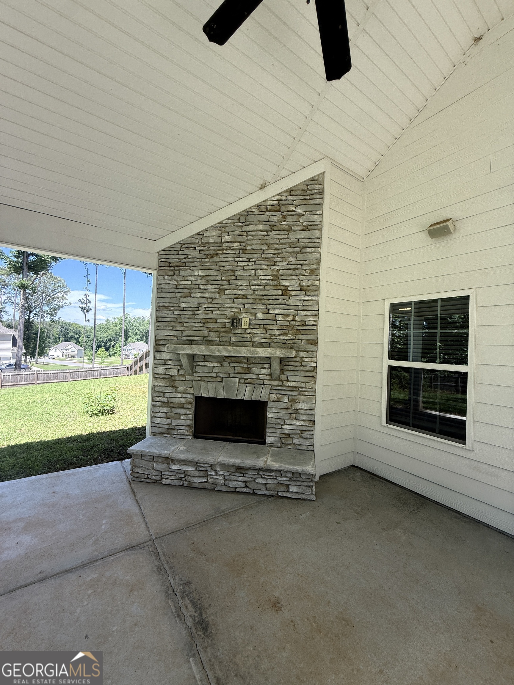 167 Winifred Way, Unit 19 Senoia, GA 30276 - Photo 38 of 48
